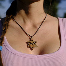 Загрузить изображение в средство просмотра галереи, Merkaba Wooden Necklace Custom Handmade Wooden Sacred Geometry Jewelry.