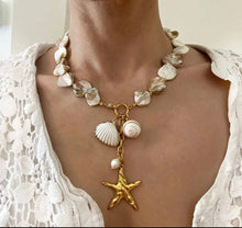 Загрузить изображение в средство просмотра галереи, Natural Shell Necklace Florida beach Gulf Coast shell handmade. Beautiful Summer necklace boho jewelry. Shell jewelry