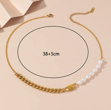 Загрузить изображение в средство просмотра галереи, Trendy Half Pearl, Half Chain Necklace for Women - Stylish Two-Tone Pearl and Chain Design - Elegant Statement Jewelry for Any Occasion