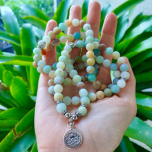 Загрузить изображение в средство просмотра галереи, Натуральный AMAZONITE Mala 108 Бусины натуральные ручной работы. Медитация Мала. Бусы для йоги. Амазонит. Браслет из натурального камня. Духовные украшения.