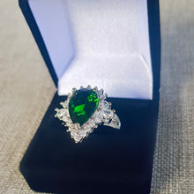 Загрузить изображение в средство просмотра галереи, Emerald Ring Luxury Almond Shaped16.27K. White Gold plated. AAA Quality Lab Made. Birthstone ring. Silver ring. Natural Emerald gemstone. Large Emerald ring. Large gemstone ring. Heart shape ring