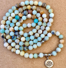 Загрузить изображение в средство просмотра галереи, Натуральный AMAZONITE Mala 108 Бусины натуральные ручной работы. Медитация Мала. Бусы для йоги. Амазонит. Браслет из натурального камня. Духовные украшения.