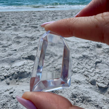 Загрузить изображение в средство просмотра галереи, AAA Clear Quartz Crystal – Diamond-Like Clarity, Charged on New Moon &amp; Ocean Ritual | High-Vibe Divine Frequency Stone.
