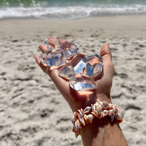 AAA Clear Quartz Crystal – Diamond-Like Clarity, Charged on New Moon & Ocean Ritual | High-Vibe Divine Frequency Stone.