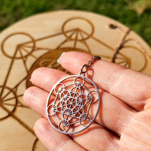 Load image into Gallery viewer, Metatron Cube Necklace Sacred Geometry Jewelry Gold and Rose Gold Symbol of The Universe. Metaphysical Necklace. Symbol of The Universe.
