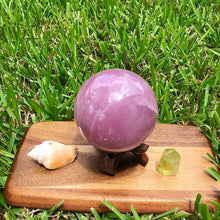 Load image into Gallery viewer, 2.5-3.2 lb 11-13&#39;&#39;Circumference Natural Rose Quartz Sphere with a base. Large Healing Crystal Handcrafted, Heart chakra reiki healing. Love

