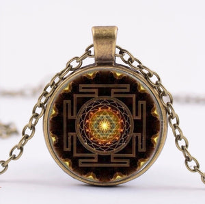 Sri Yantra necklace gold metal. For men and women jewelry Sacred geometry necklace . Meditation jewelry. Healing jewelry